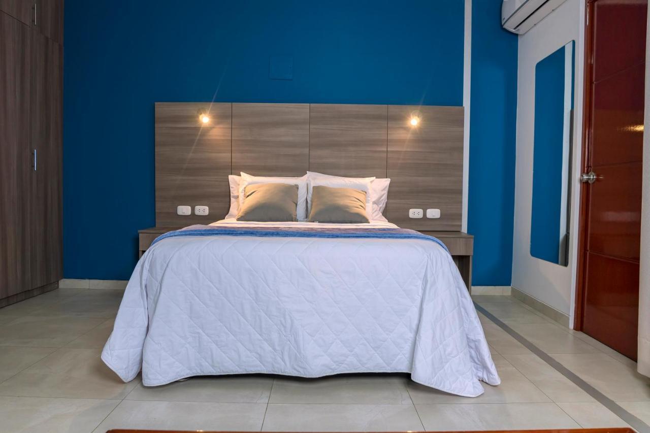 Hotel Cancun ハエン エクステリア 写真