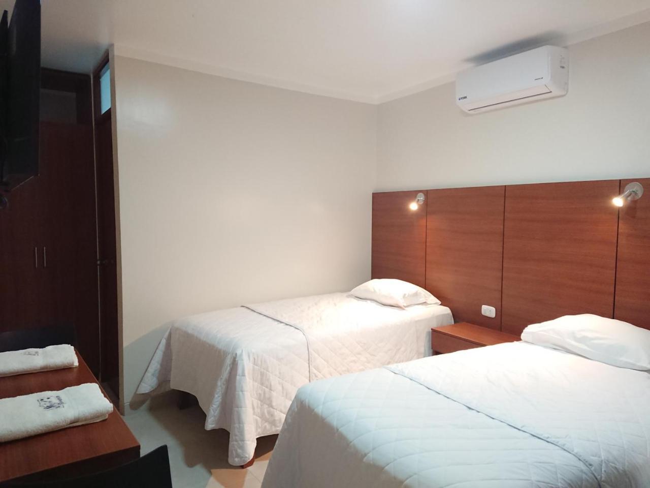 Hotel Cancun ハエン エクステリア 写真